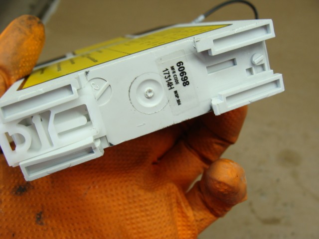 BANNER AT-FM-10K SAFETY RELAY 24VAC/DC 200mA MAX