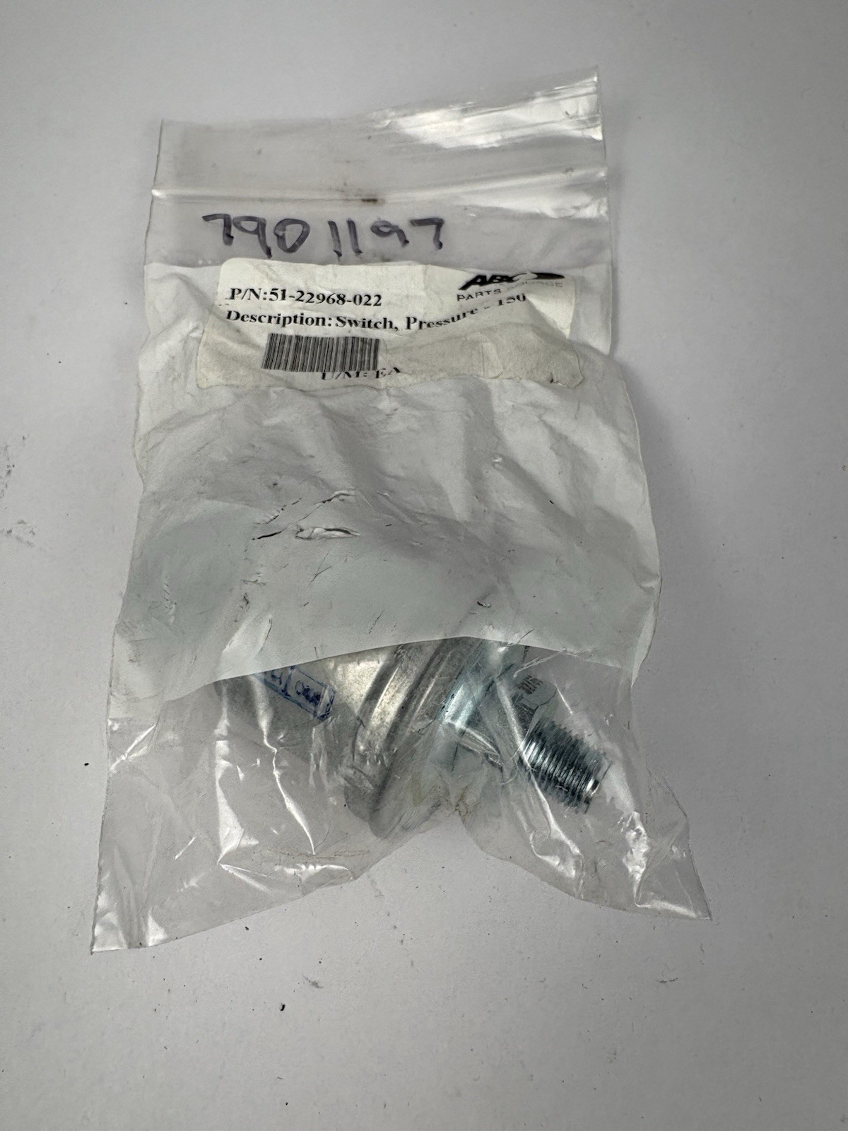 MOHAWK 51-22968-022 Bus Oil Pressure Sender Replacement Fits GILLIG