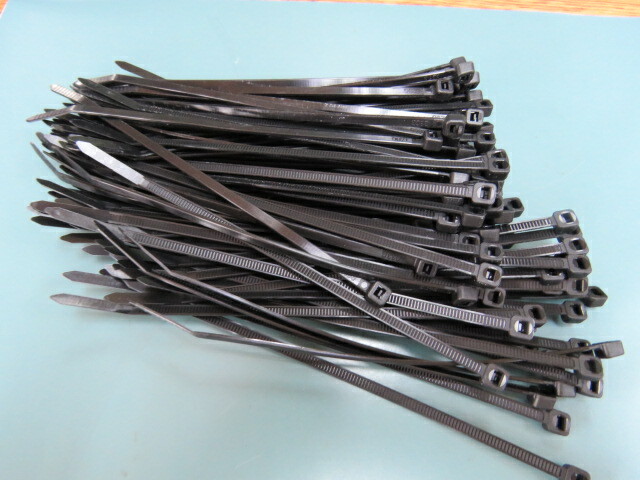 3M PB6BK40-C Qty of 100 per Lot CABLE TIE 6 IN NYLON BLACK; ALSO 3M 41933