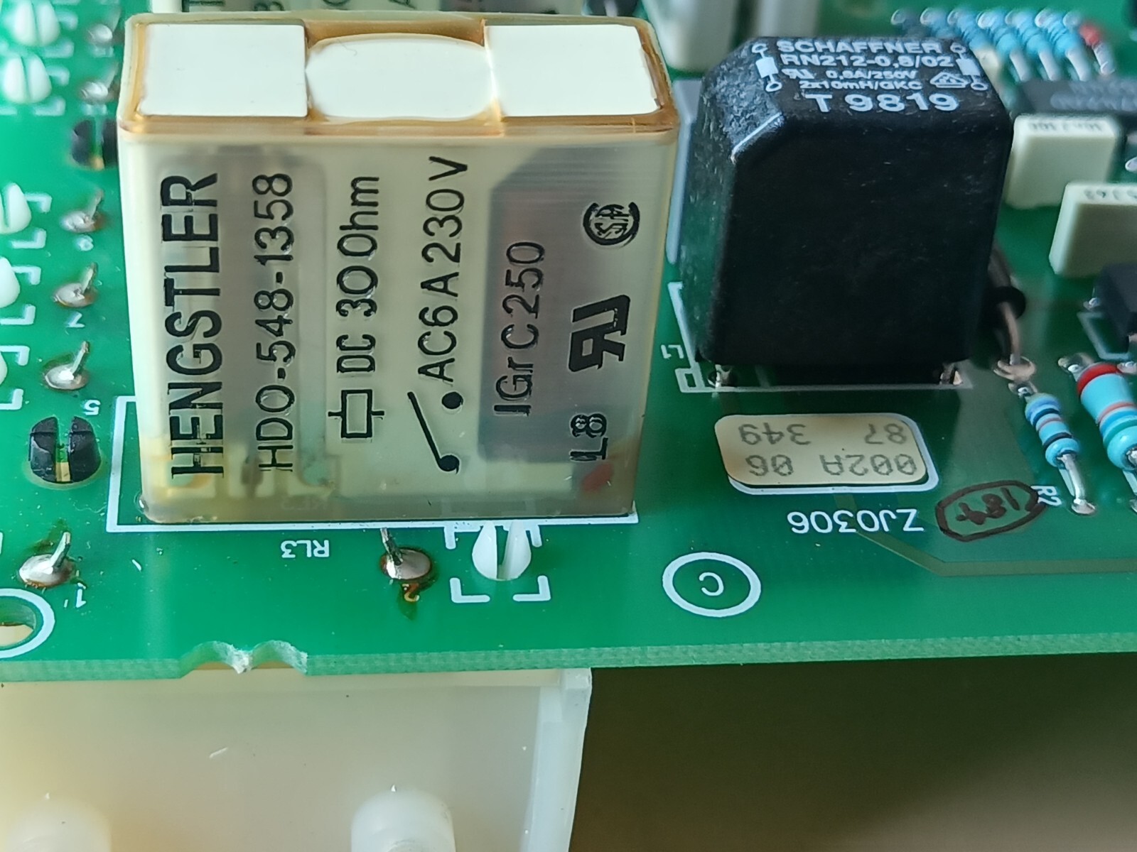 ZJ8306 001 WB ZJ8306 001SB ZJ0306 CCY 94V-0 9938 GEC ALSTHOM MCGG82H1CD0753E