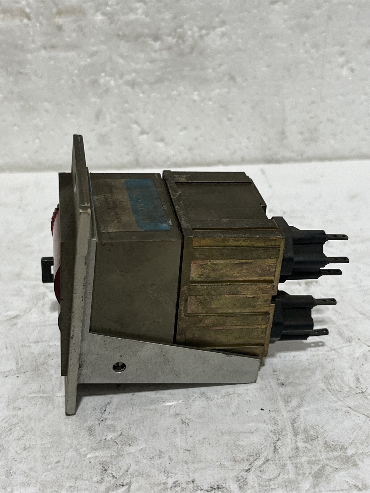 HECON G0422474-4 110DC 3.75