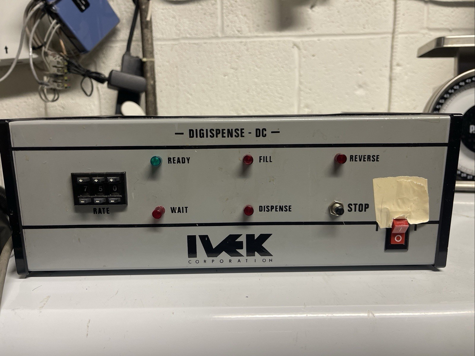 IVEK Digispense 10 DS10 RS232 Liquid Dispenser Controller Untested