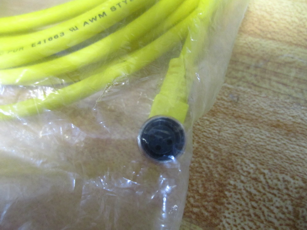 Brad Harrison Daniel Woodhead 403001B09M050 Cable