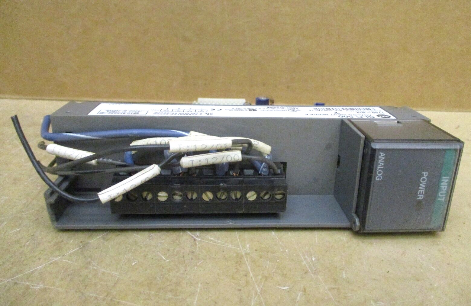 Allen-Bradley SLC 500 1746-P3 SLC 5/04 CPU 1747-L541 1747-DCM 1747-SDN 48681GN