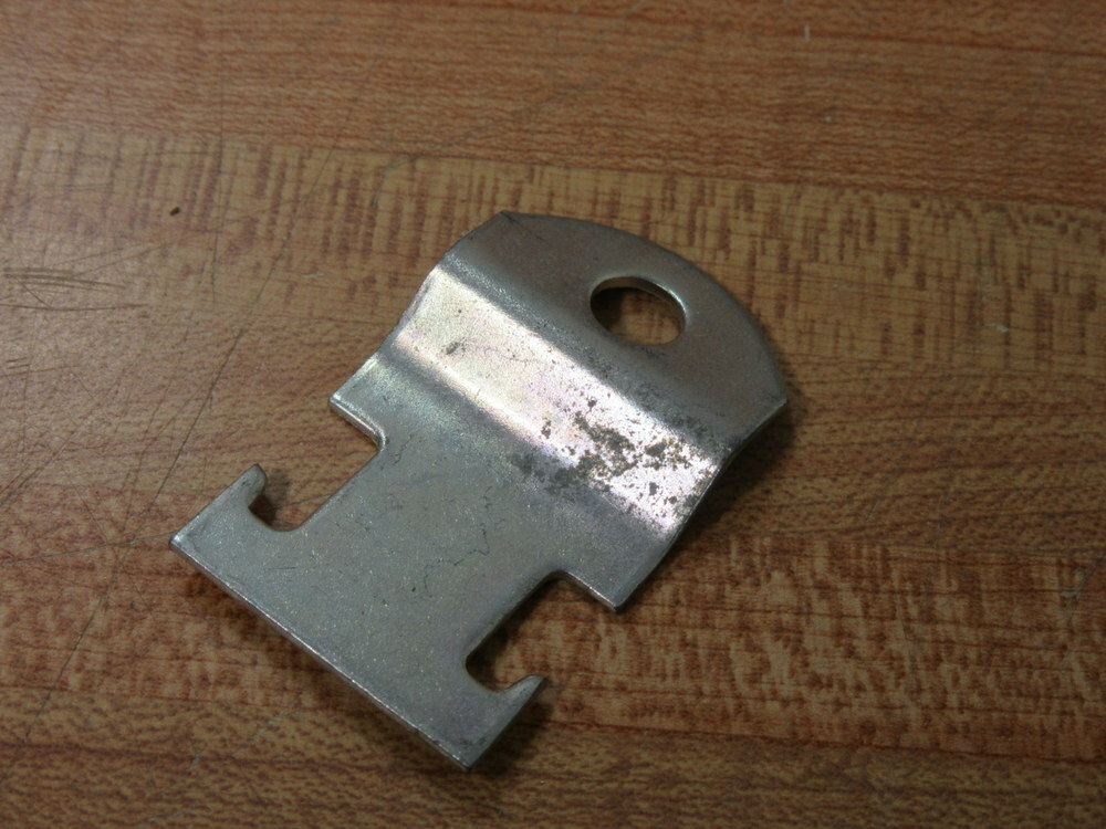 Haydon C-1104 1/2″ Universal Strut Clamp C1104 (Pack of 60)