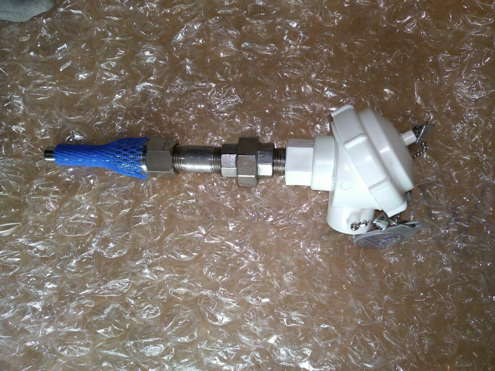 NNB BURNS 200C10C9P3B025RT303 TEMPERATURE SENSOR TRANSMITTER …EACH shly