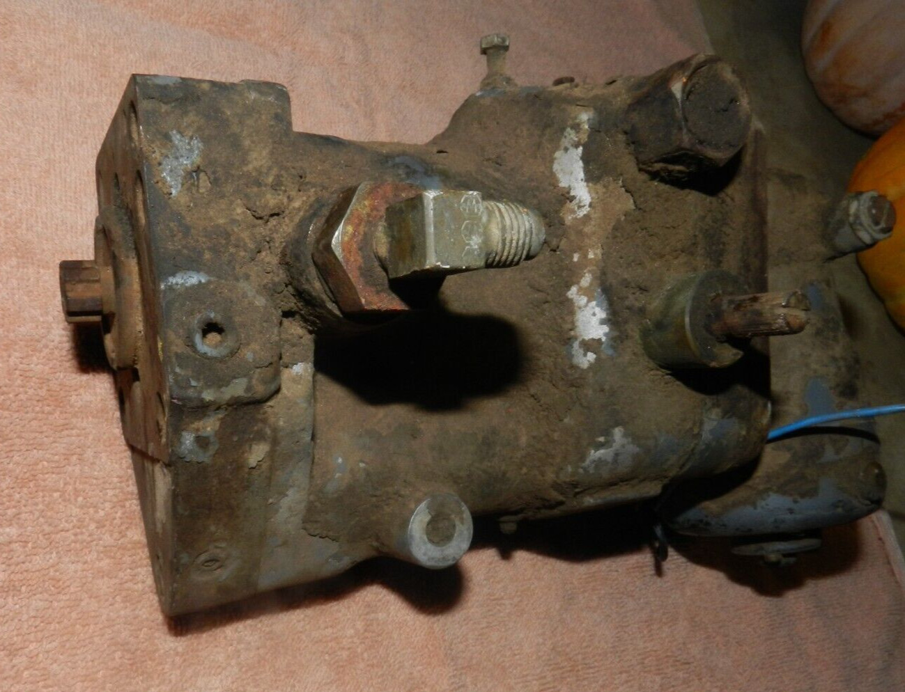 WOODWARD GOVERNOR 8561-301 Parts or repair core