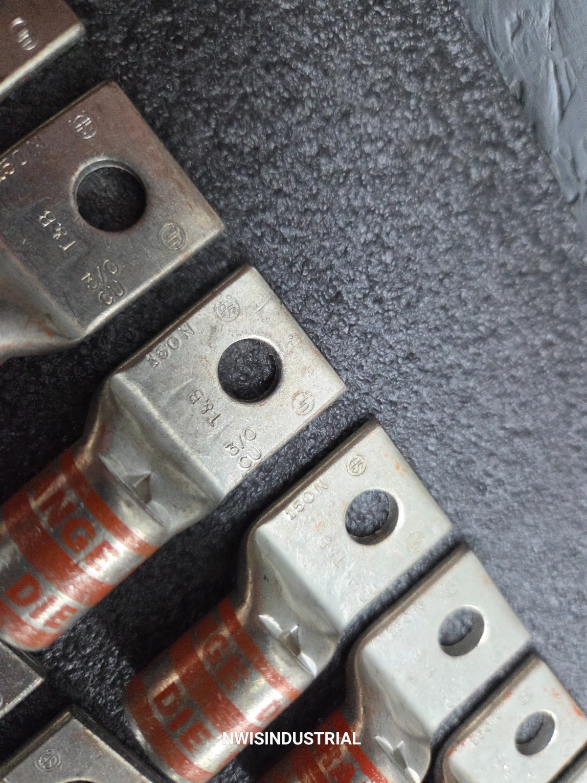 Lot of 20 – THOMAS & BETTS-T&B 150N, 3/0, CU, ORANGE DIE, Short Barrel, 1 Hole