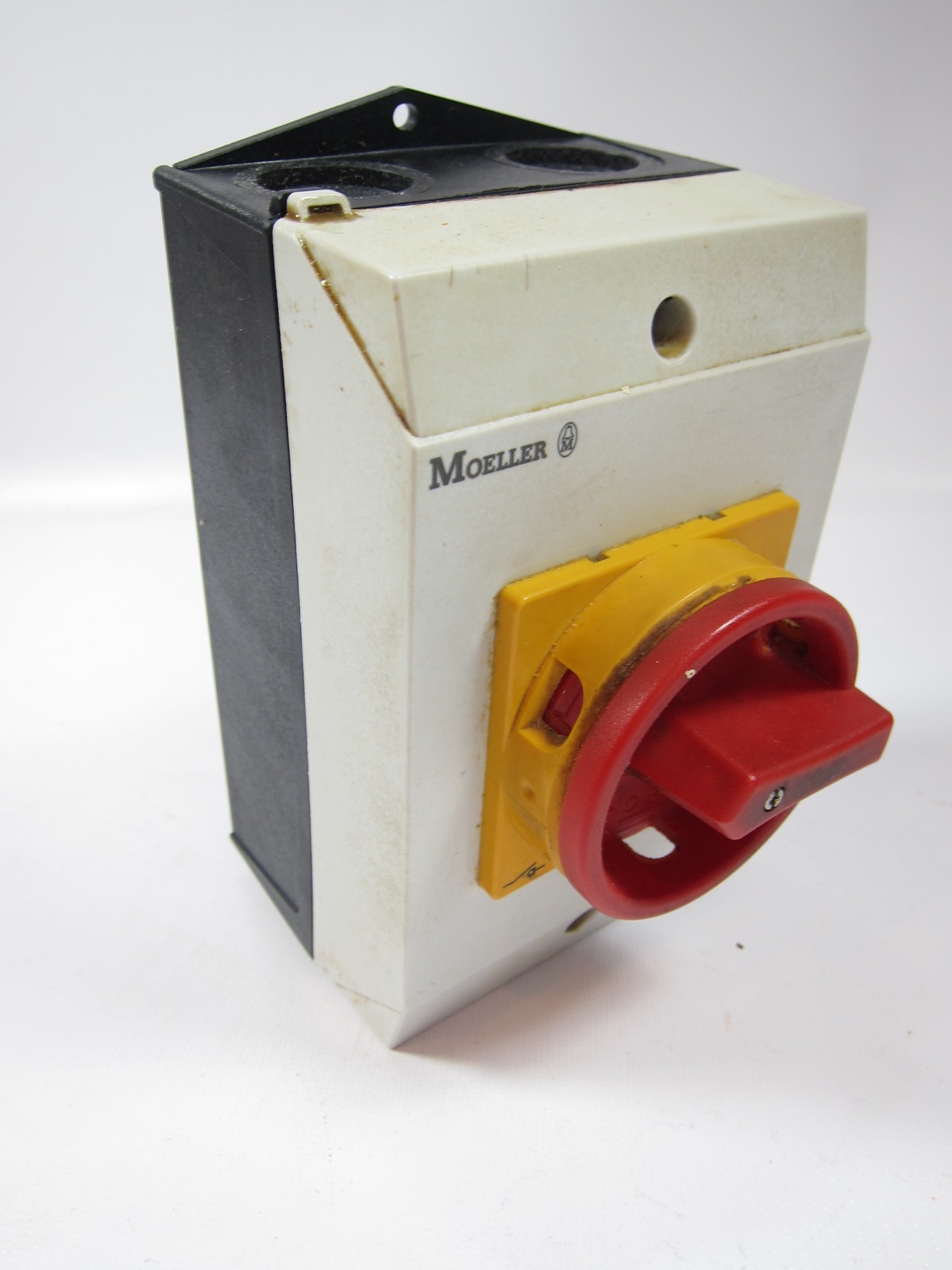 Eaton P1-32/I2/SVB Main Switch