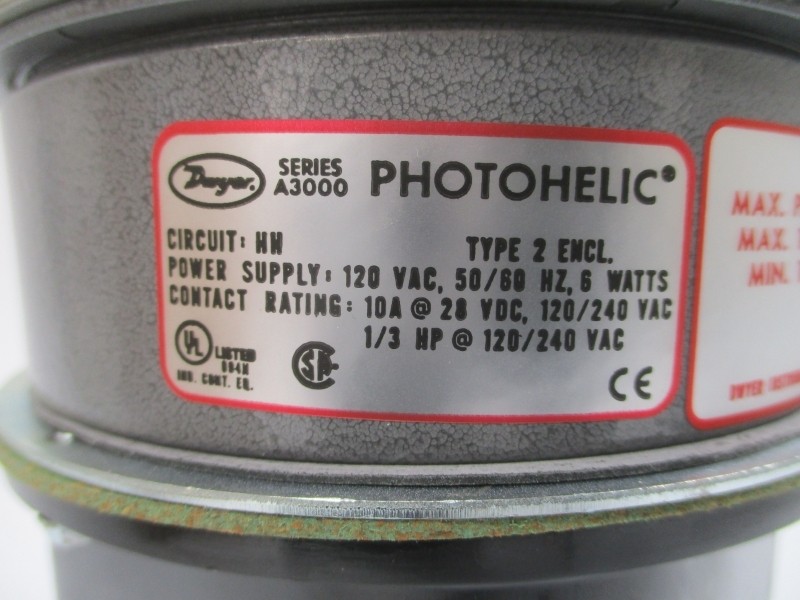 DWYER 102102-70 A3002 120/240VAC 10A 25PSI 0-2″H2O NSMP
