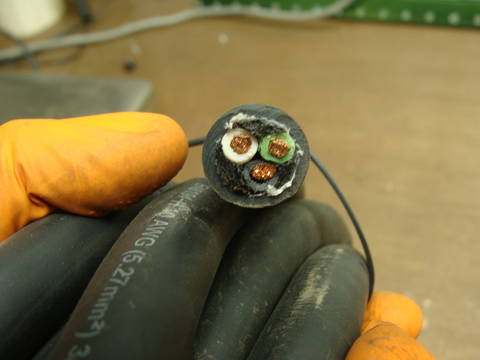 SOUTHWIRE RESISTALL SEOOW 10 AWG 3/C POWER CABLE 15 FEET