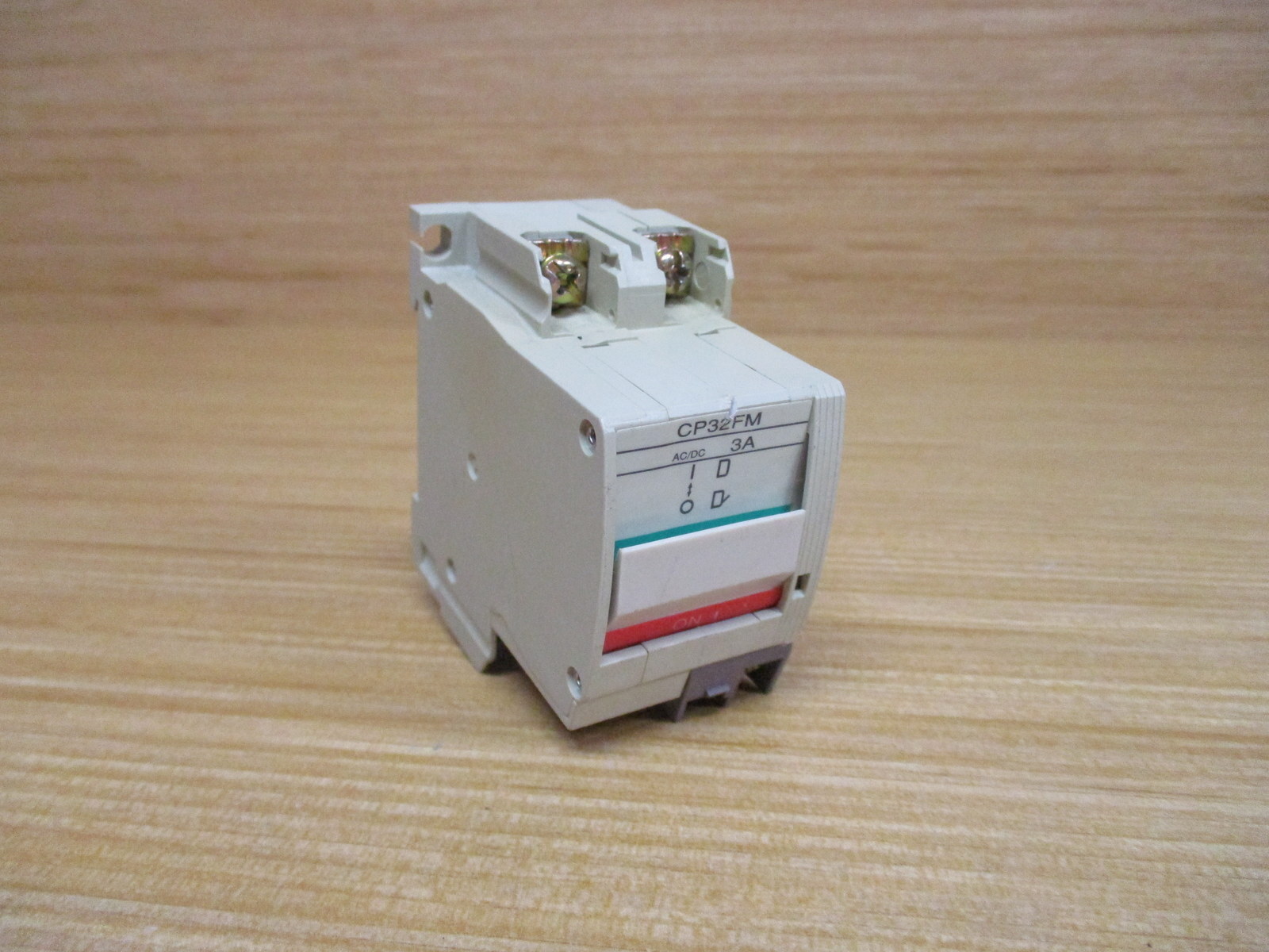 Fuji Electric CP32FM/3W 3A Circuit Breaker CP32FM3W