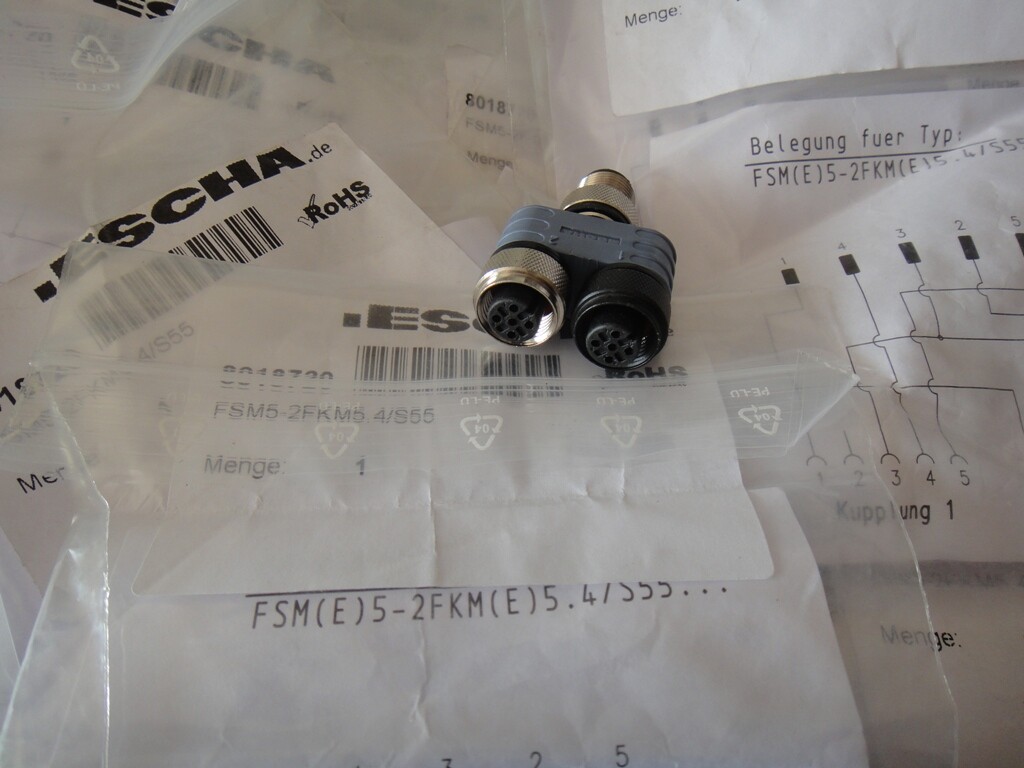 1pc New ESCHA connector FSM5-2FKM5.4/S55
