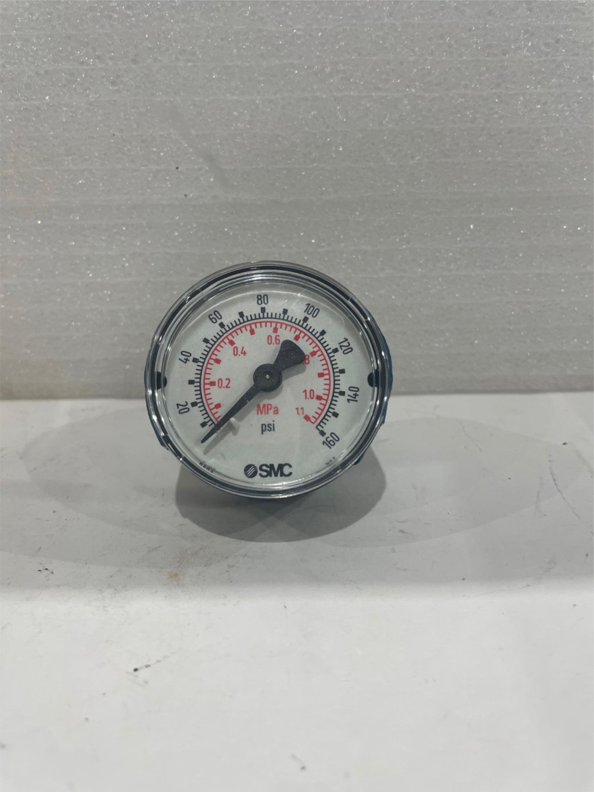 SMC, Pressure Gauge, 0-160 PSI, Used