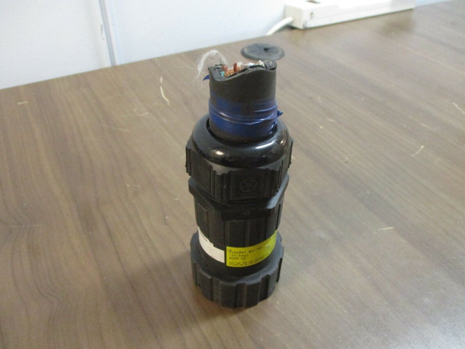 Amphenol Connector GT06PCM23-ARS-120(360S) – 0815 120A 600V Used