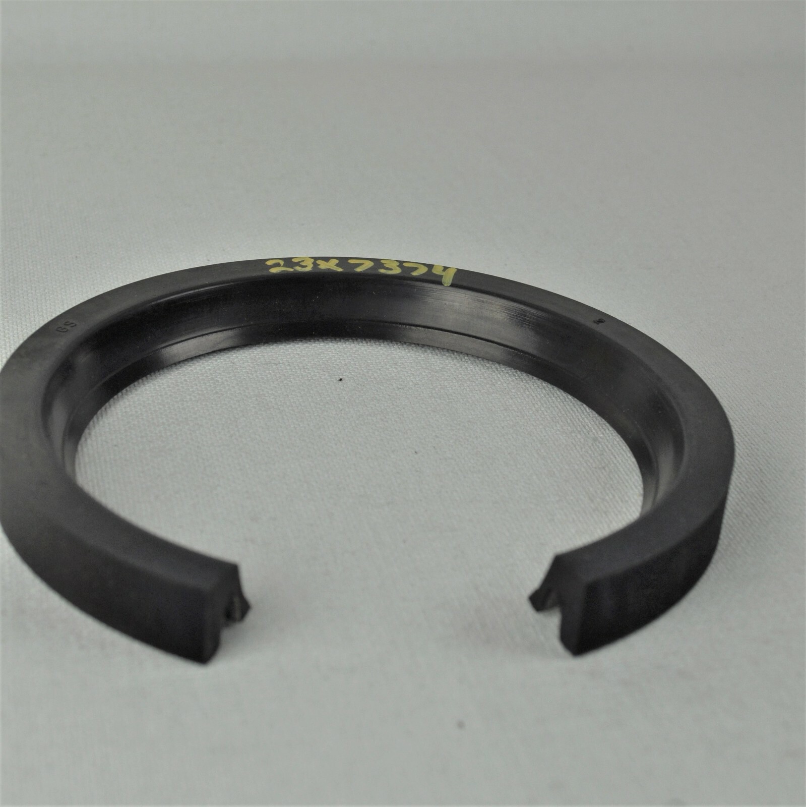 Garlock Klozure 23 X 7374 Oil Seal, Size 3.250 x 4.25 x .500, 25003-7374, New