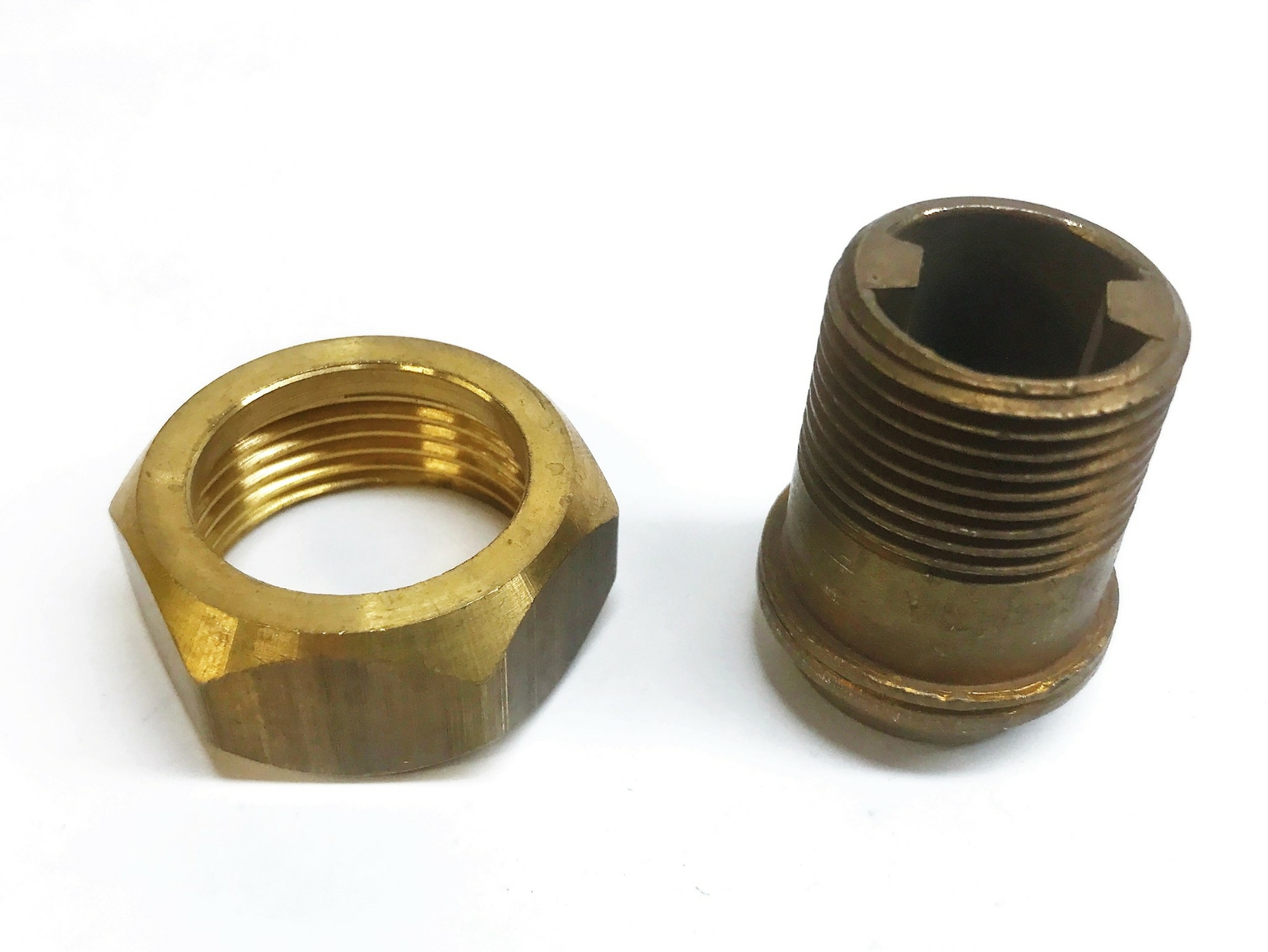 Unbranded 1-1/4″ (1″) Brass Hex Compression Tube Nut Assembly [Lot of 6] NOS