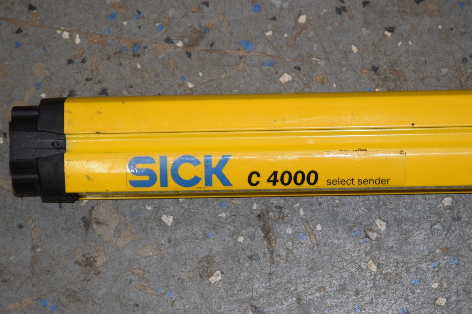 SICK XC40S-1203A0A00BA0 C4000 Series 1200mm 24Vdc Light Curtain Sender