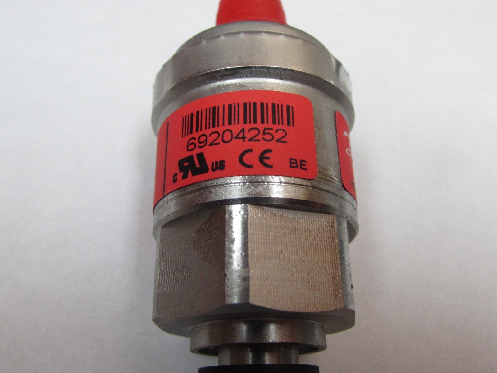 Danfoss pressure transmitter MBS3050 060G3628 NIB (ST1240)