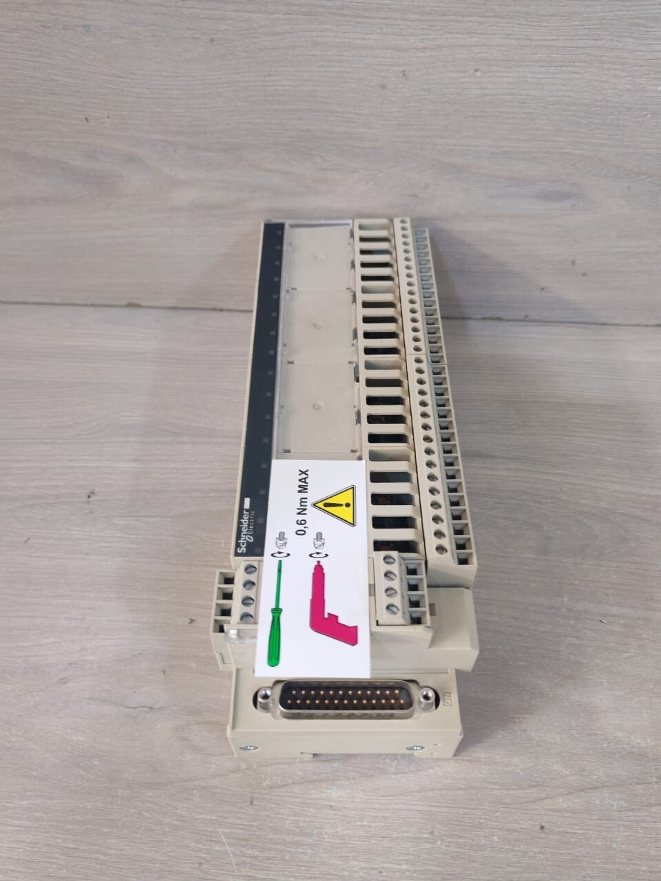 SCHNEIDER ELECTRIC MODICON ABE7-CPA31 PV:01