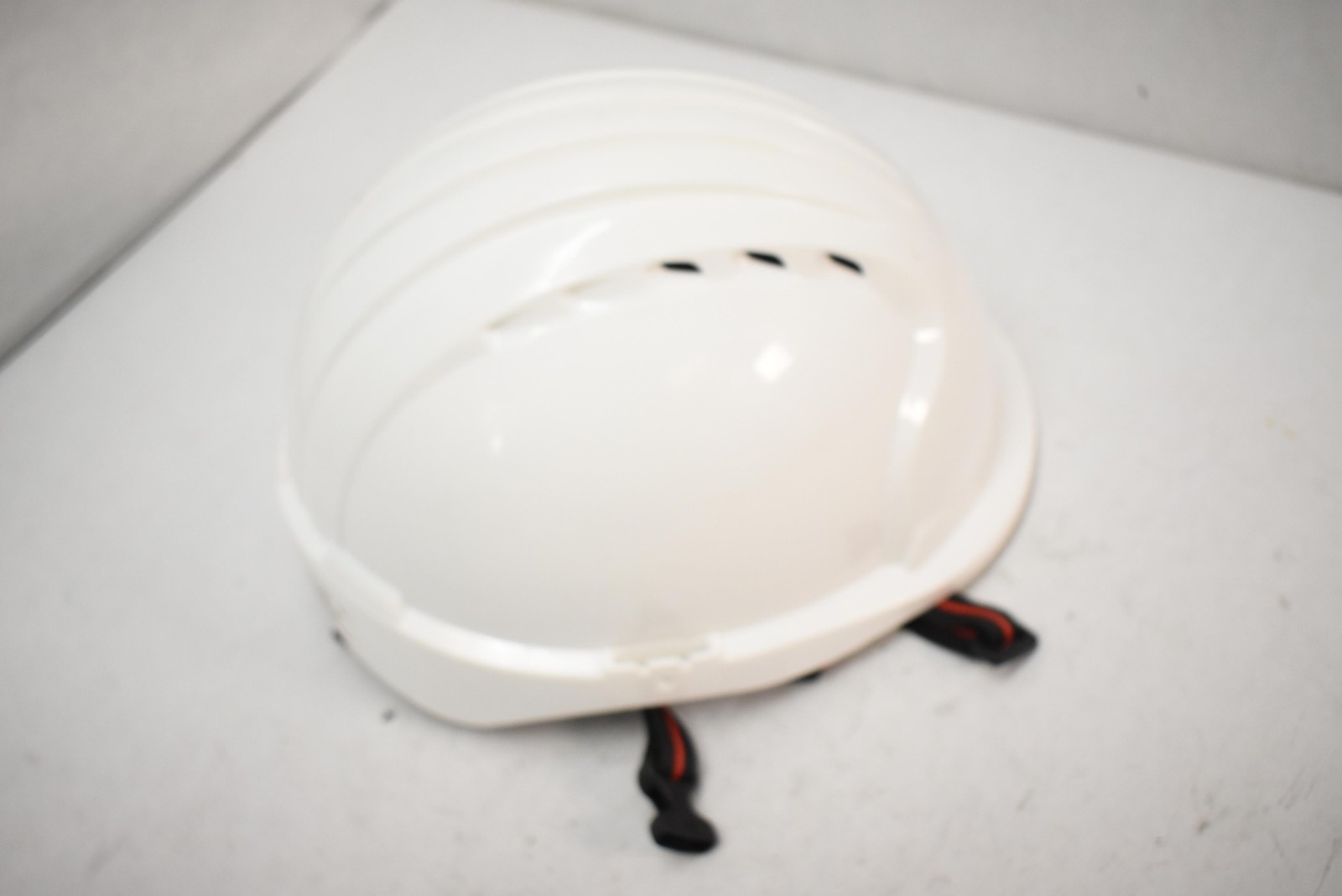 JSP EVO Ascend Safety Hard Hat Helmet Vented Chin Strap White Adjustable