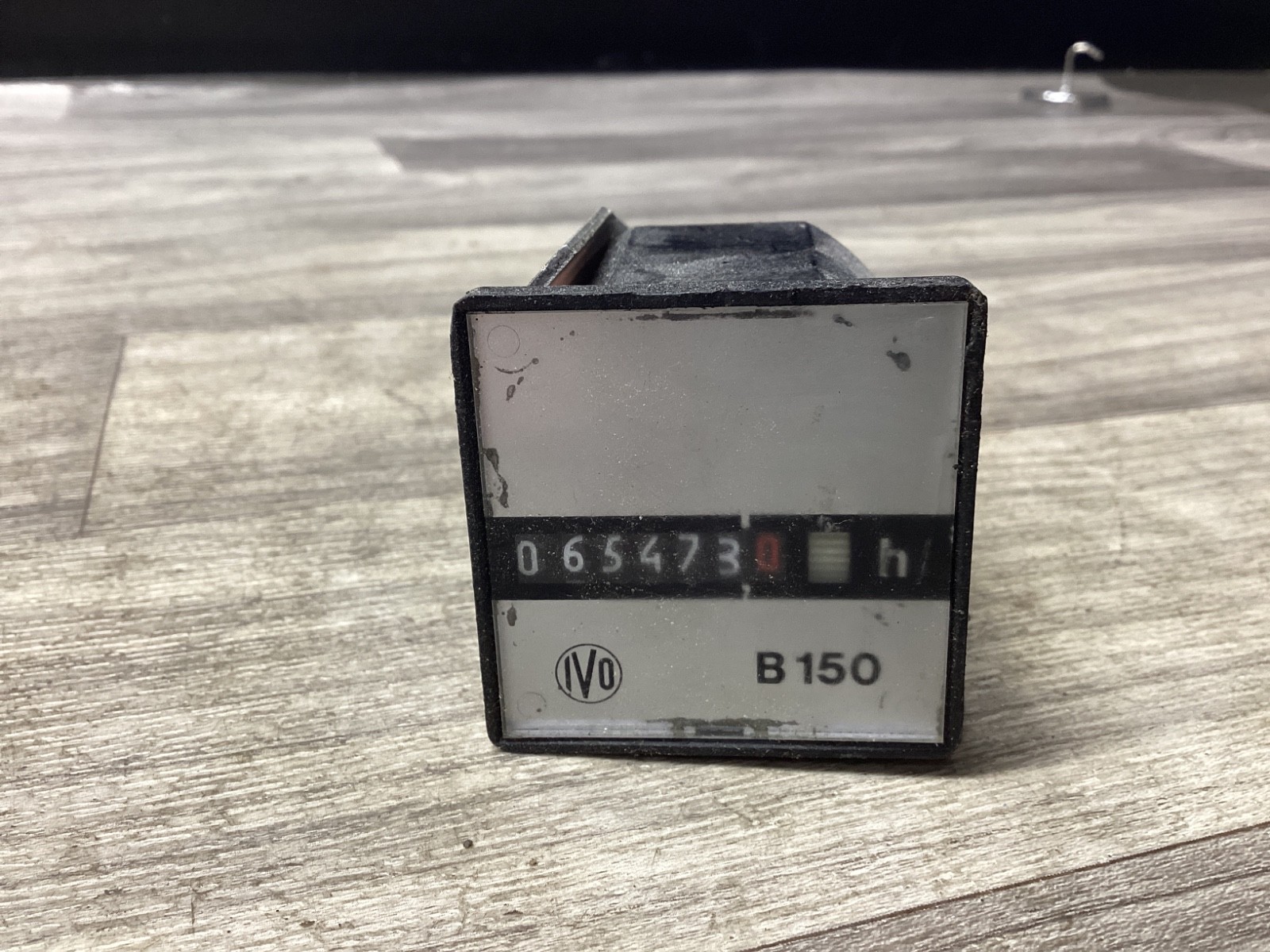 IV0 IVO COUNTING UNIT B150 CNC EDM #128N91