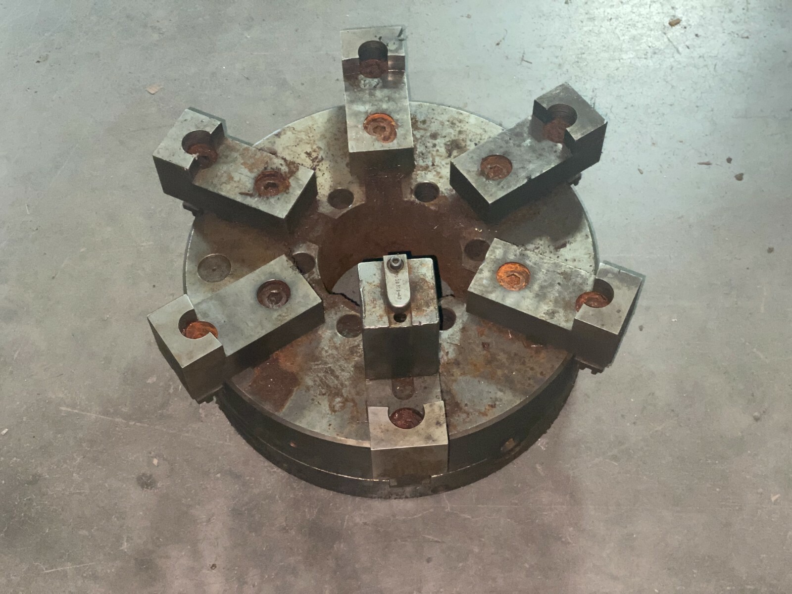 Cincinnati Arrow Vertical Machining Center VMC-1000_16″ CHUCK_71353
