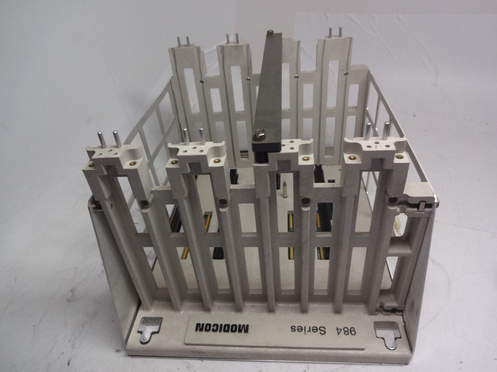 Aeg Modicon As-h810-209 Primary Housing Chassis 984 Series