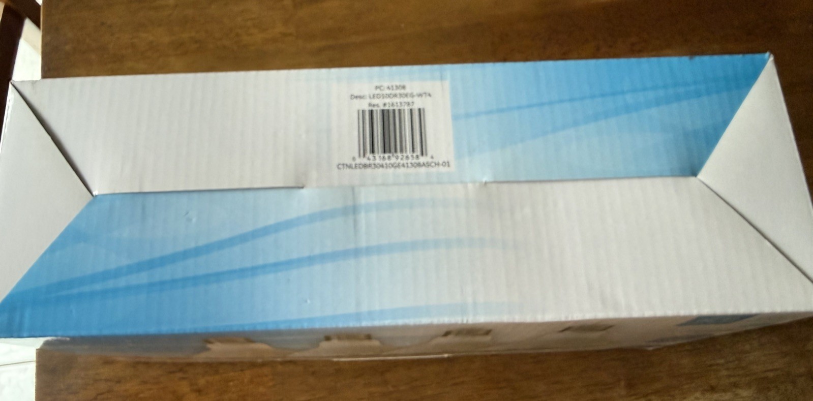 NEW GE Soft White LED BR30 Indoor Flood Light Directional 65w. Box of 4