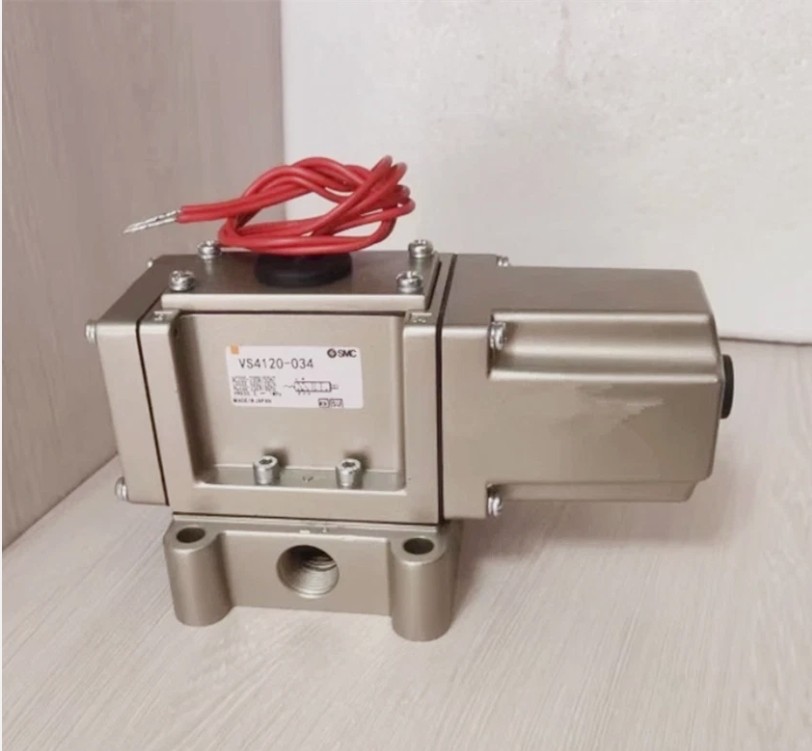 1pc New solenoid valve VS4120-033 110V