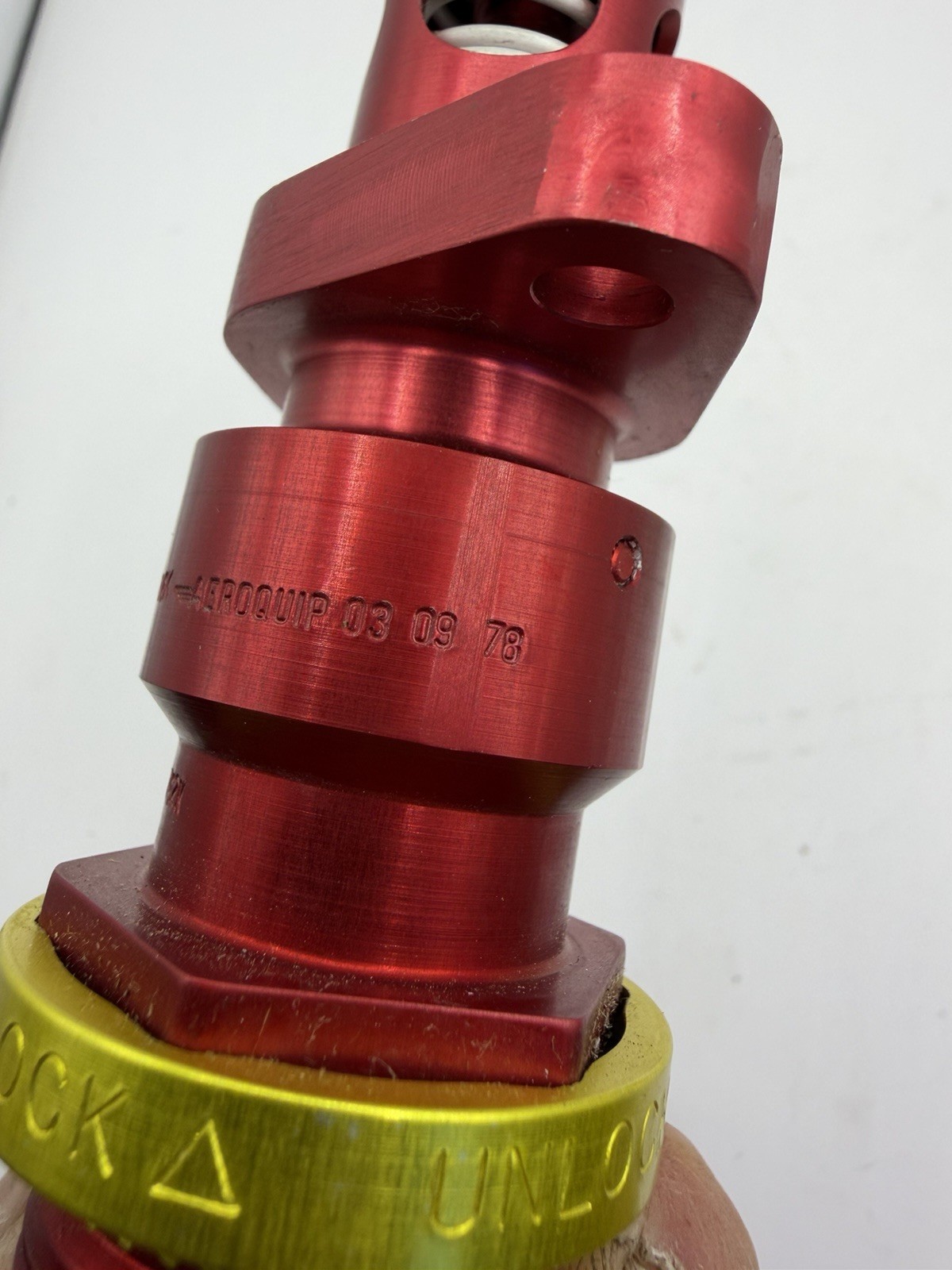 AEROQUIP QUICK DISCONNECT COUPLING ASSEMBLY & HALF (AE96786K & AE96054K)