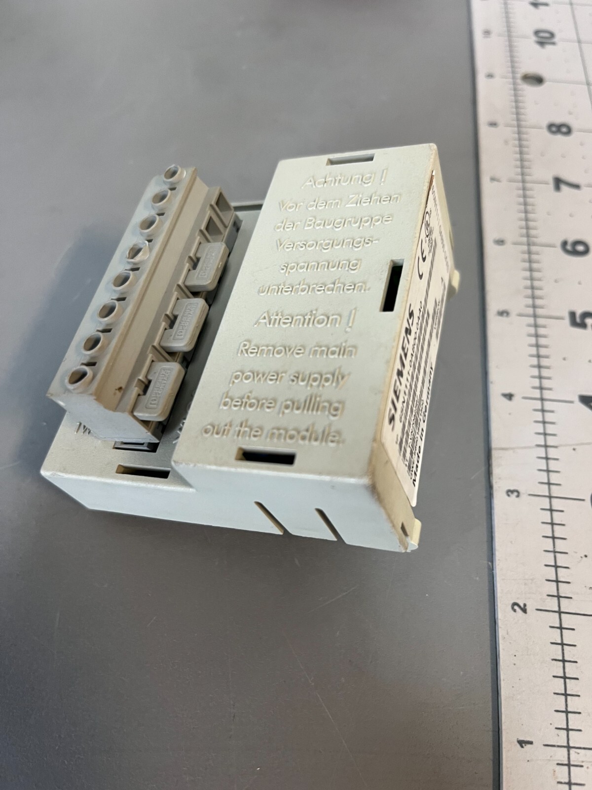 1 USED SIEMENS 6SN1111-0AB00-0AA0 VERSION A SURGE ARRESTER