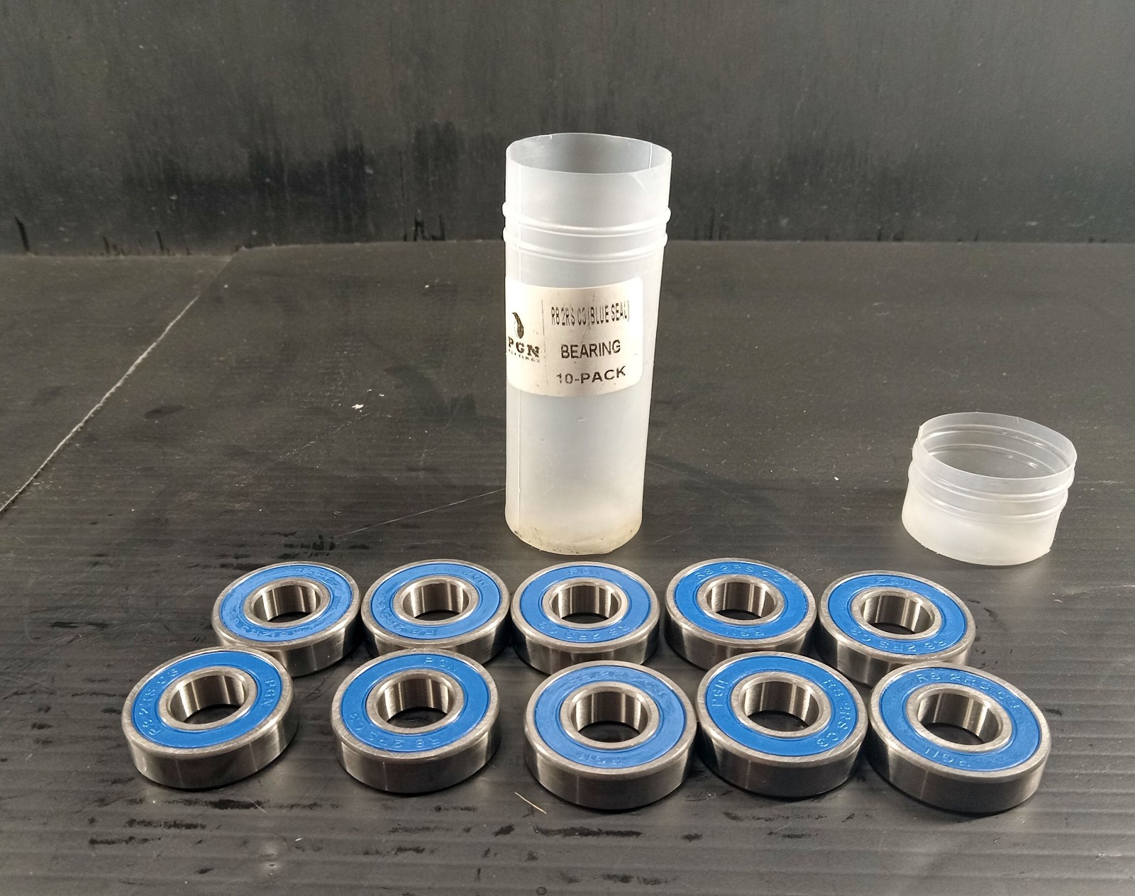 10 NEW PGN R82RSC3 RADIAL DEEP GROOVE BALL BEARING NNB ***MAKE OFFER***