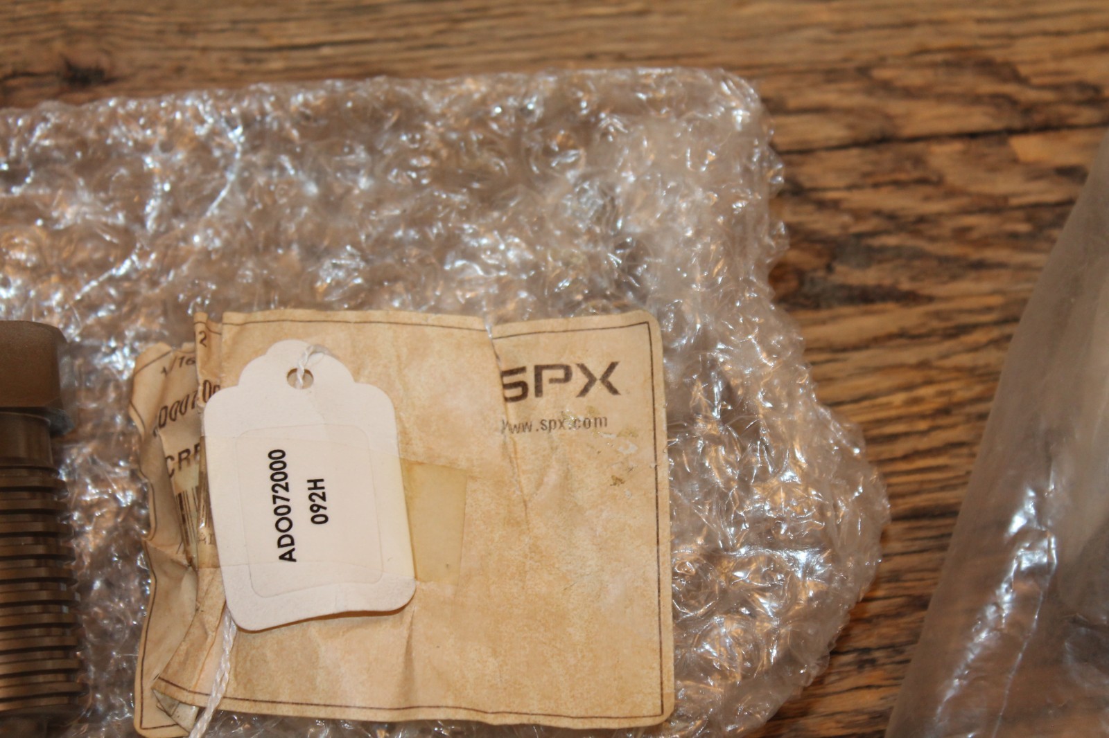 NEW OEM AD0072000 Spx Flow – Screw
