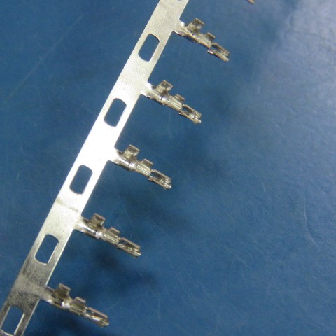 Amp 640663-1 Qty of 250 per Lot Miniature Terminal 22-26AWG Phosphor Bronze F 6
