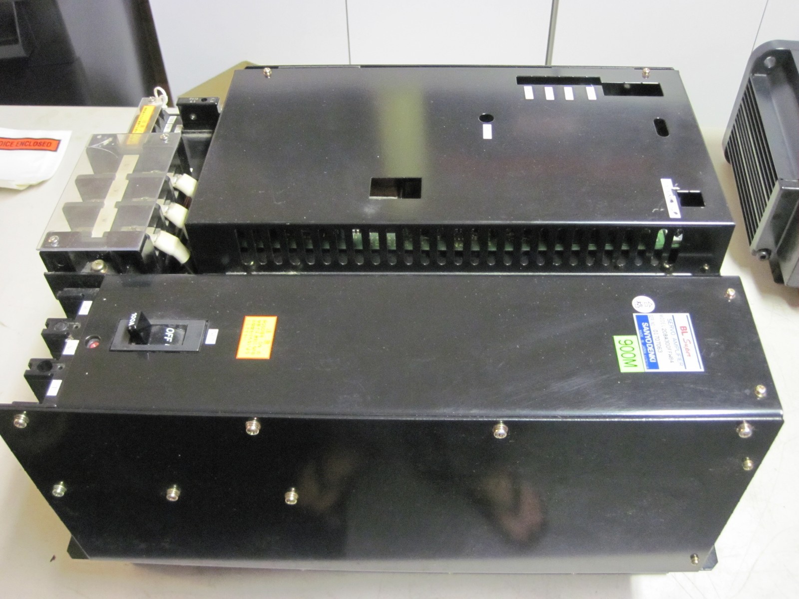 100% WARRANTY (NEW) Sanyo Denki 20BA300FFW84 BL Super Servo Amplifier 900M