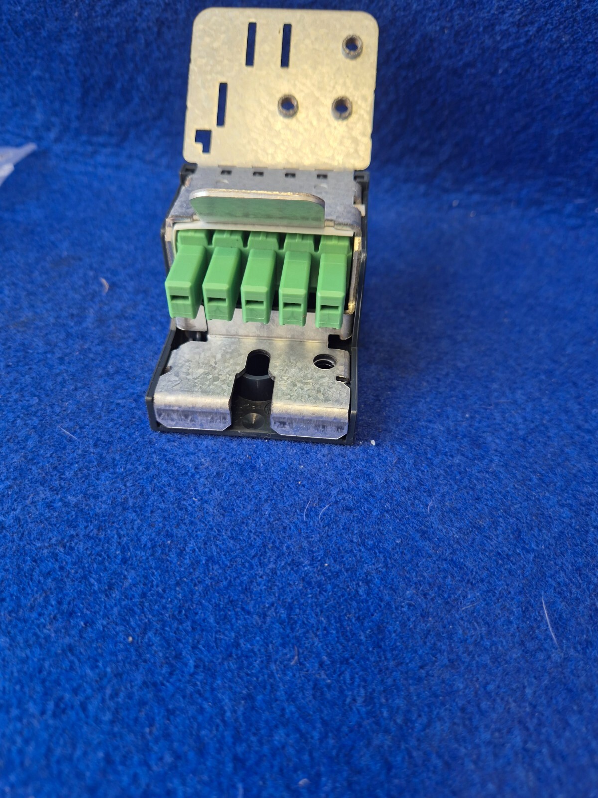 Schneider Electric Motor Pluggable Connector S1A2514702.