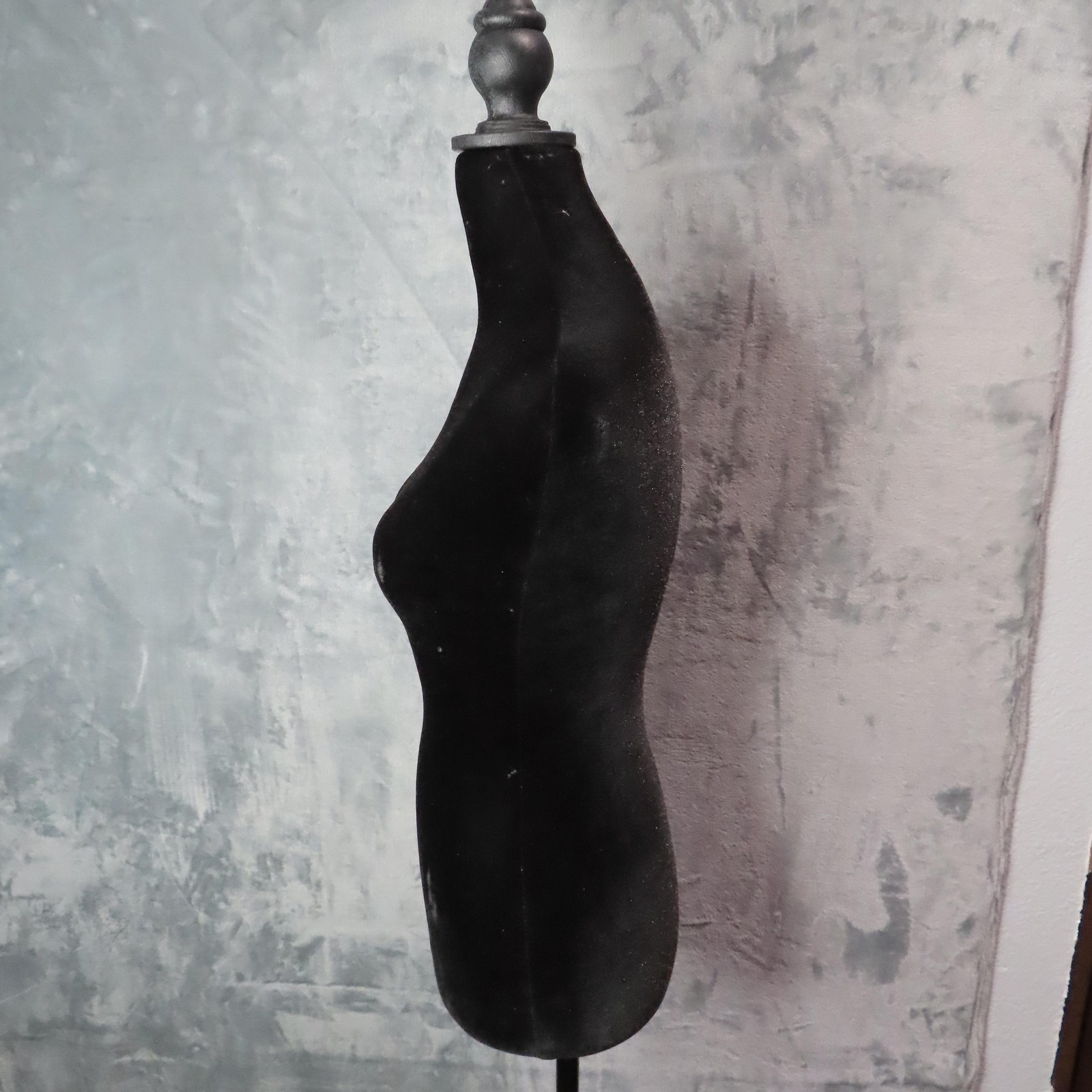Paylesshere MQ-FL2104 Black Female Dress Form Mannequin Torso Display Stand