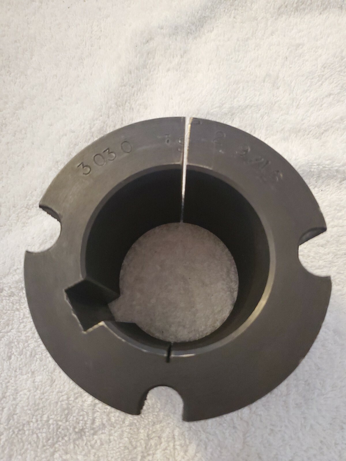 MARTIN 3030 2 9/16 TAPER BUSHING *NEW IN BOX*