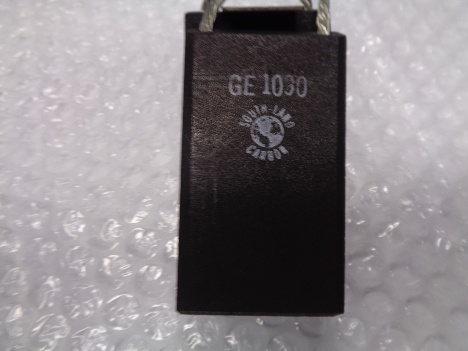 SOUTH LAND CARBON GE1090 CARBON BRUSH LOT OF 5 NSNP