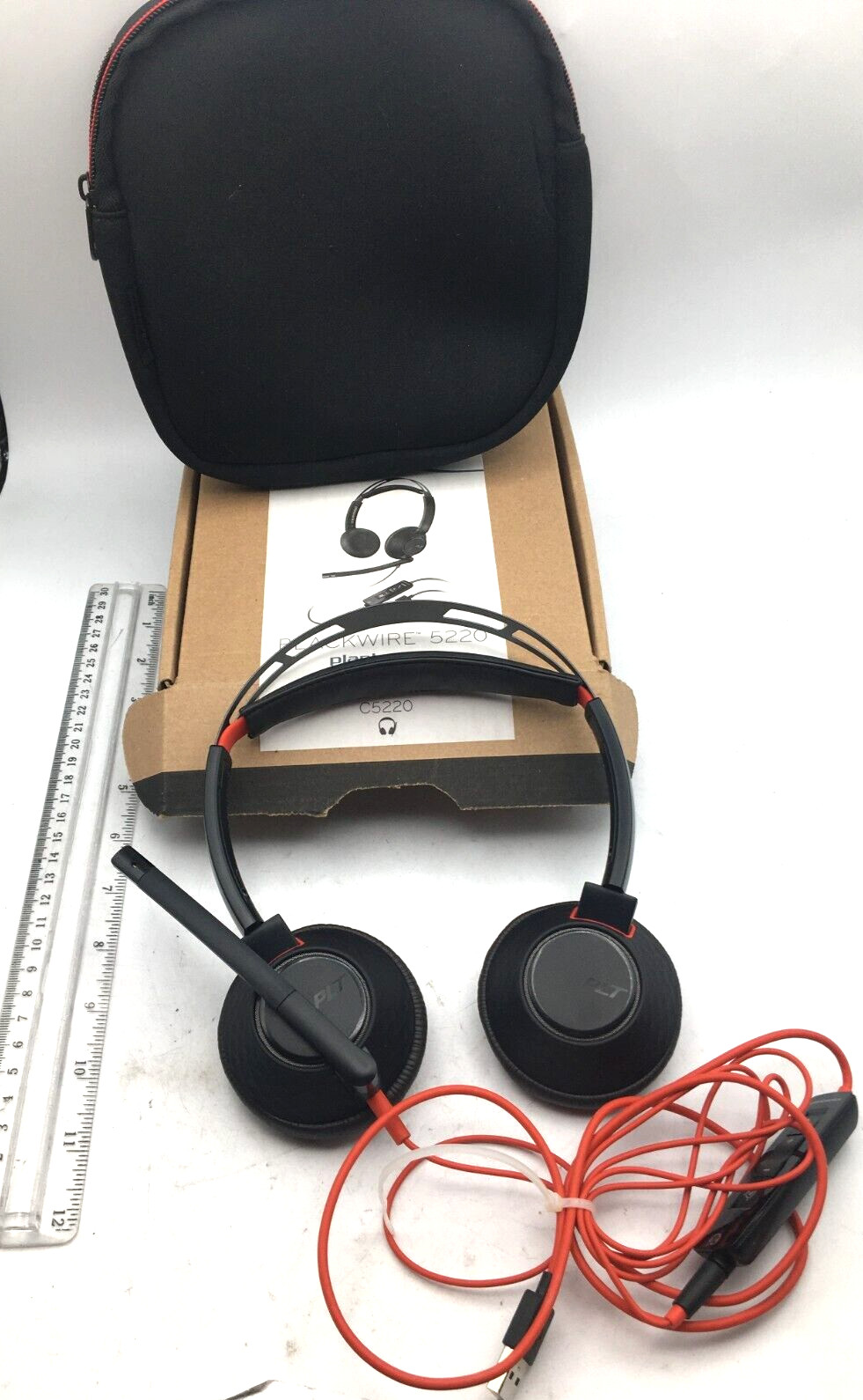 Plantronics Blackwire Headset With Soft Case C5220 Working