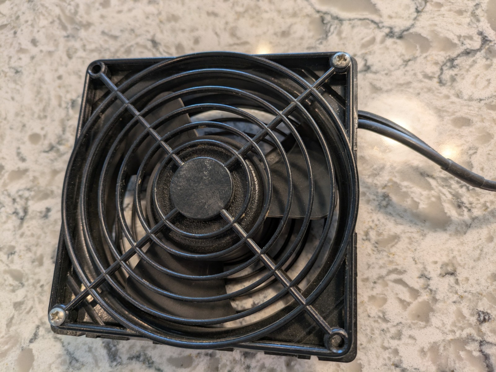 Muffin Fan Model MU281 115VAC 14W 50/50Hz