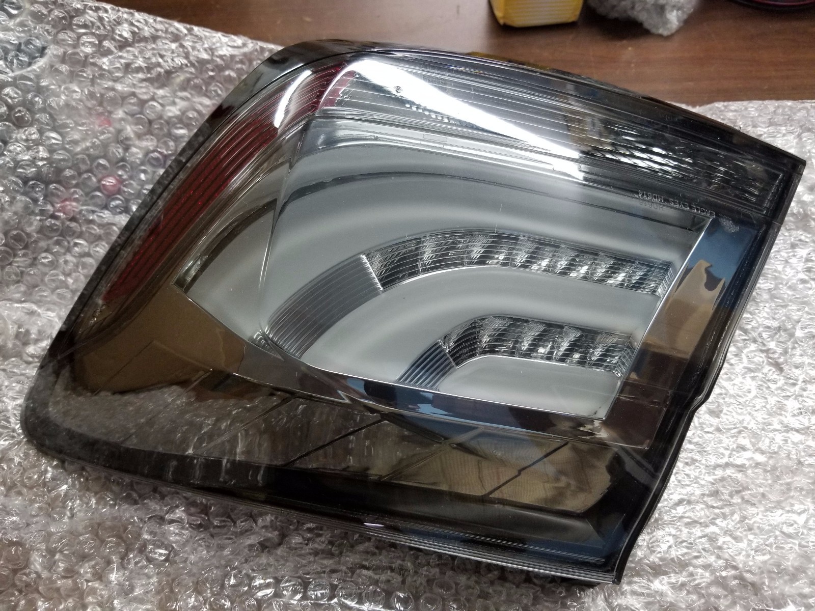 HD CVIC 4D 2013-2014 Rear Lamp ( sMOKE) HD618-BUSE4