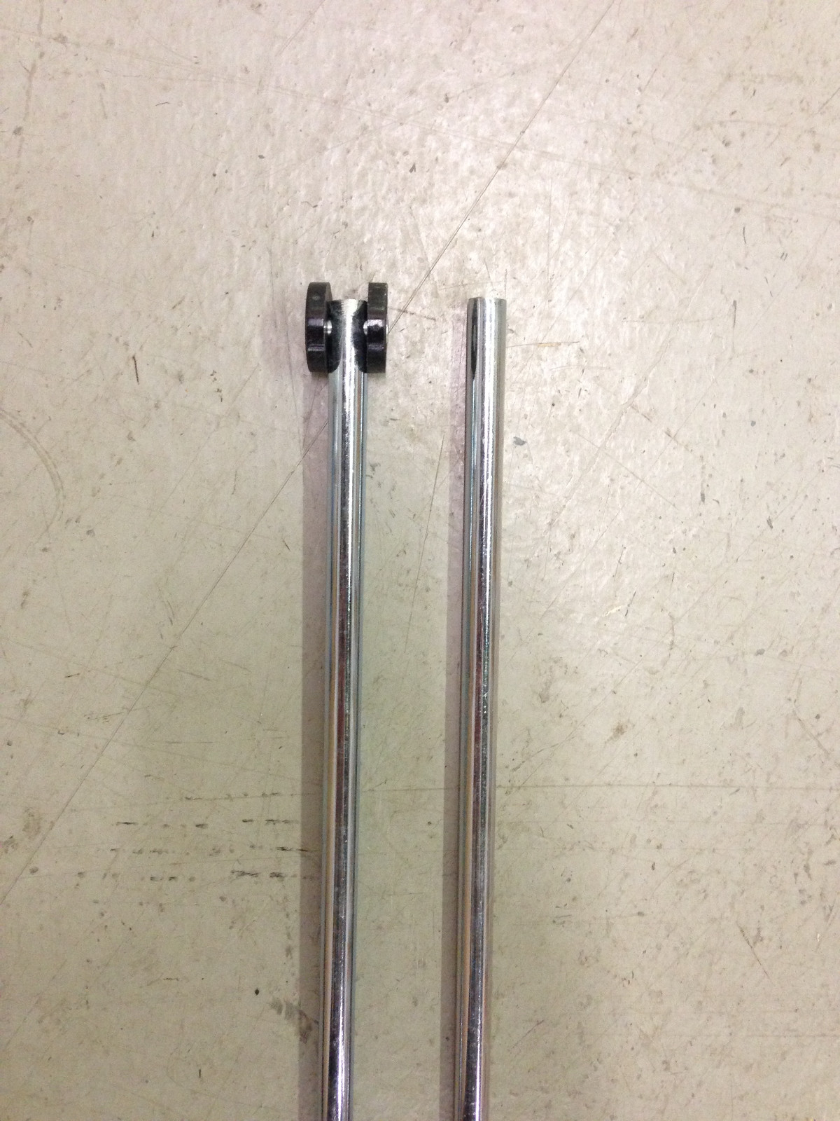 Metal Round Rods (2 pcs). 1000 mm long