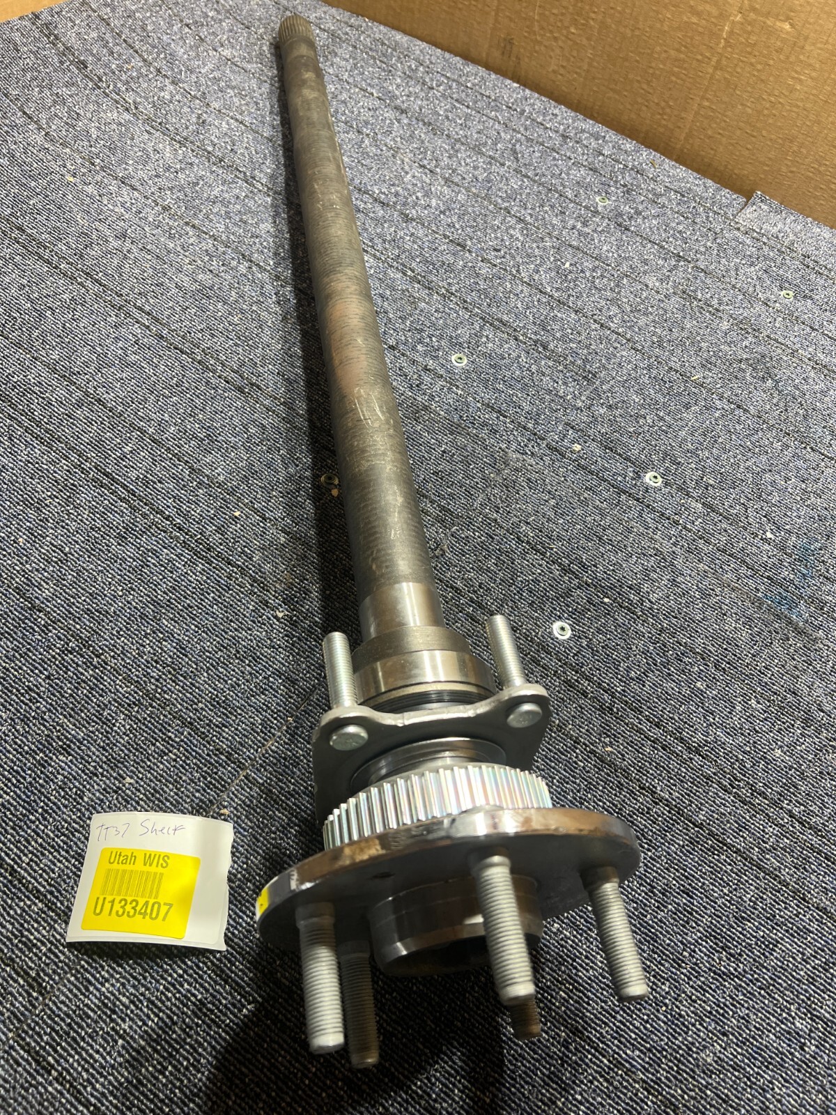Axle Shaft Assembly H2AHR 171 | 5 Stud | ABS Ring | Stud Mounting | Bearing Assy