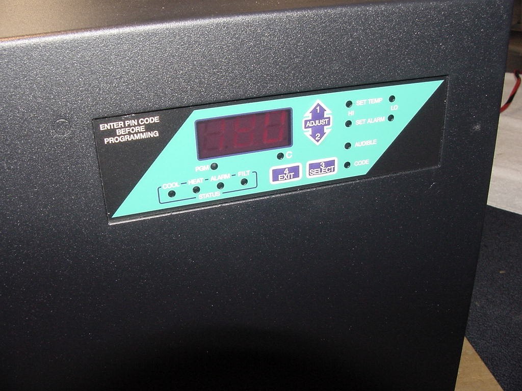 Ice Cube IQ1000V, Vertical-Mount Enclosure Air Conditioner, 1000 BTU/h, 120V AC