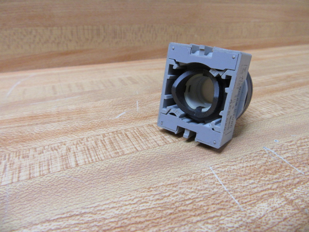 IDEC 41-10569 Izumi Selector Switch ASS0201 Core Only