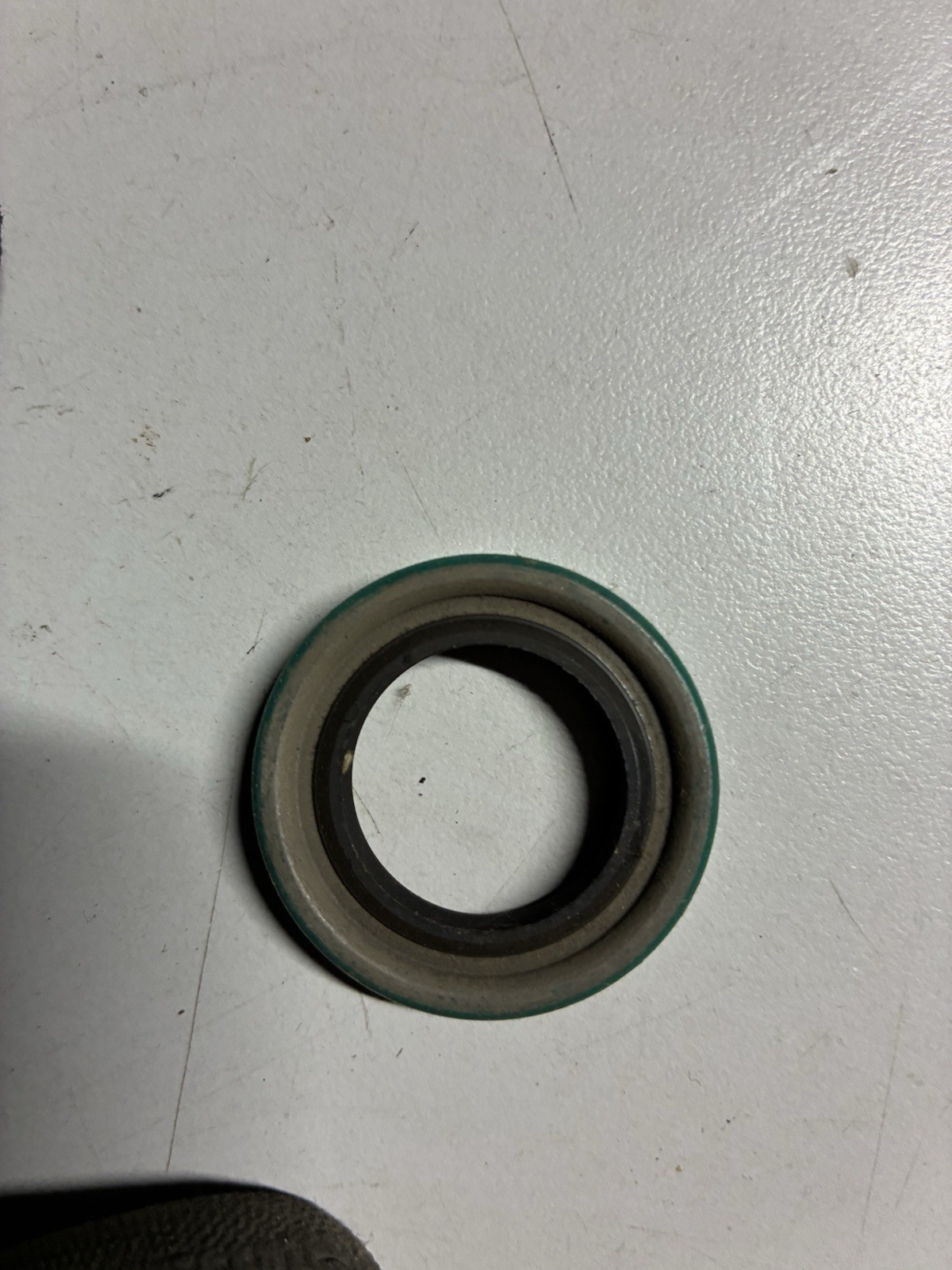 CR USA Oil Seal 8660 (Lot of 6)