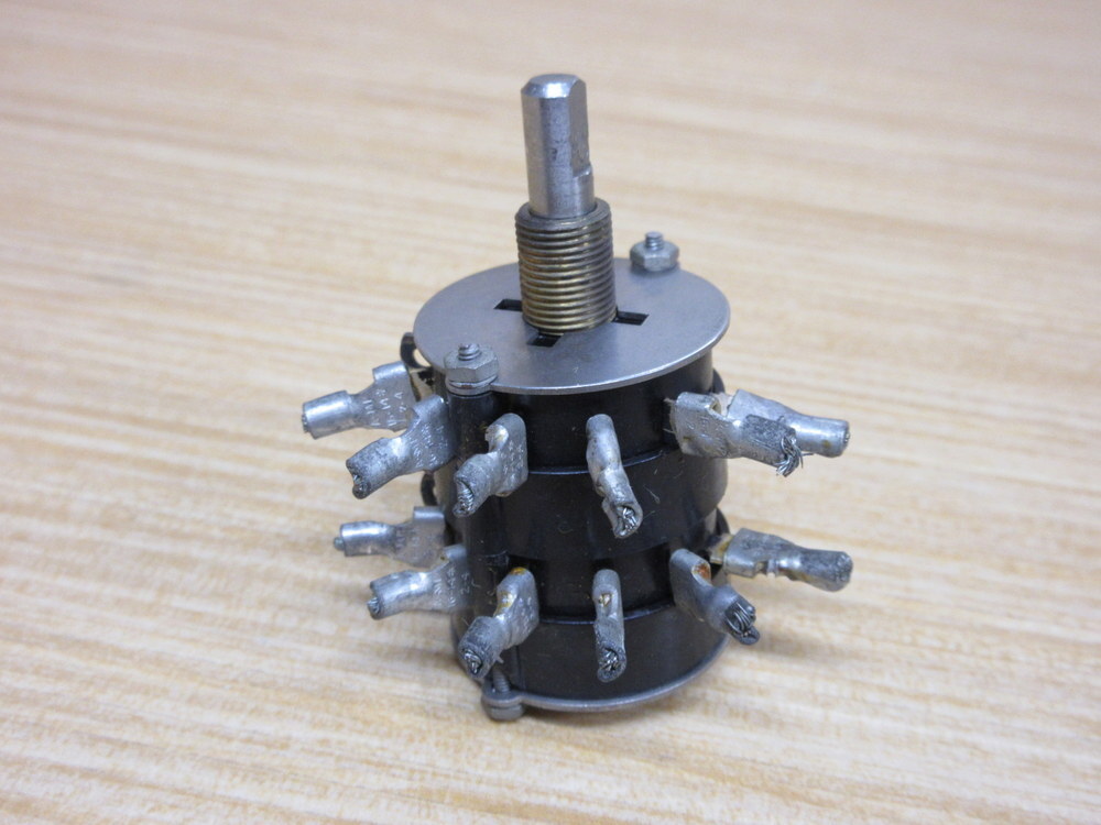 Ohmite 711-6-T2 Potentiometer 7116T2