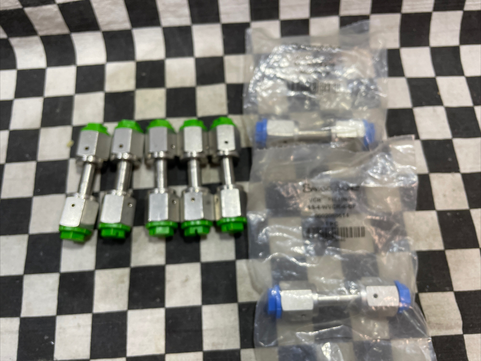 SWAGELOK SS-4-WVCR-6-DF, Welded VCR Face Seal, LOT OF 7, SHIPSAMEDAY#ZS05